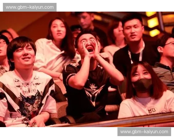 七煌与游戏风云：当电竞荣耀与直播热情交织